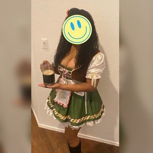 Women’s Beer Garden Costume size small